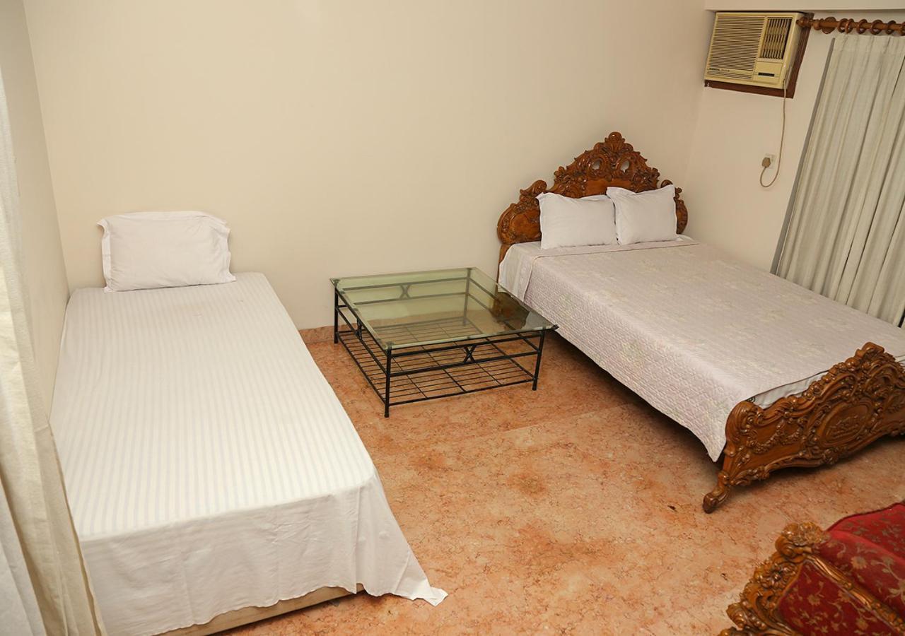 Maya Service Apt Guest House Dháka Exteriér fotografie
